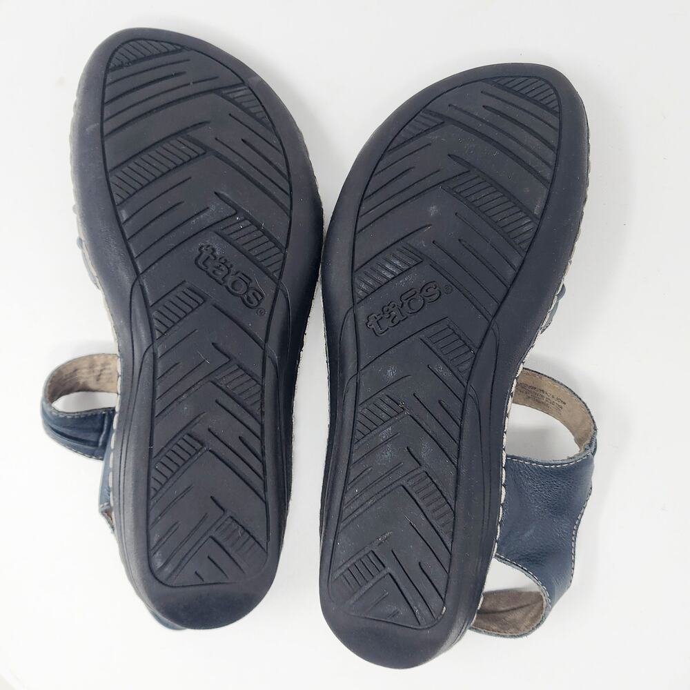 Taos Escape Sandal Women 9 Blue Leather Comfort Low Wedge Medallion ESC-11731 - Picture 11 of 13